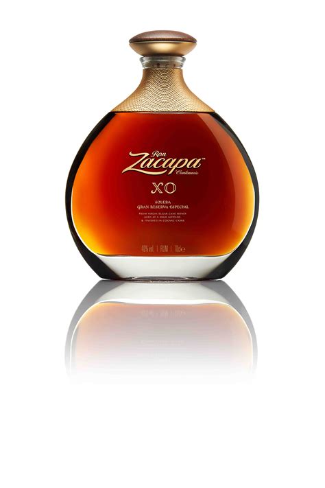 WHAT A DARING PACKAGING THE RON ZACAPA RUM - Stylux en