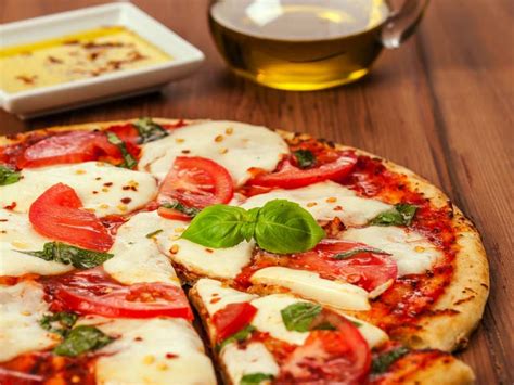 Fresh Mozzarella Margherita Pizza Fresh Mozzarella | Galbani Cheese