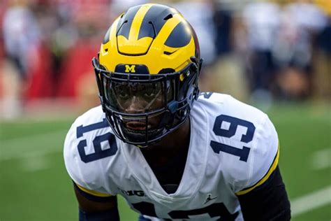 Next man up: Michigan’s Rod Moore tries to stay on the fast track at ...