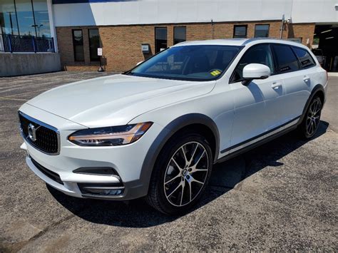 New 2020 Volvo V90 Cross Country T6 AWD AWD 4D Wagon