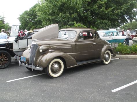 1937 Oldsmobile - ClassicOldsmobile.com