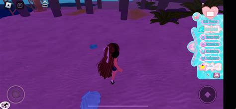 Anyone else have this glitch? : r/RoyaleHigh_Roblox