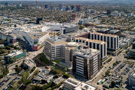 New Wing Takes Off for Cedars-Sinai - LA/OC Building and Construction Trades Council