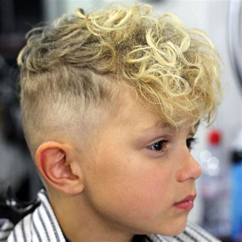 Curly Boy - Ecosia | Cool boys haircuts, Boys curly haircuts, Boys ...