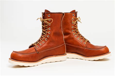 Meet the New Red Wing Heritage 875 & 877 | A Continuous Lean.