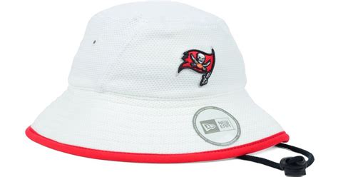 KTZ Tampa Bay Buccaneers Training Camp Bucket Hat in White for Men | Lyst