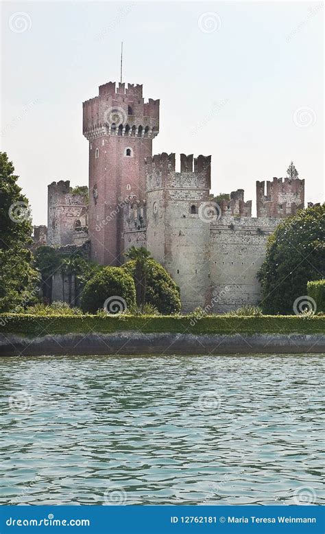 Lake Garda - Castle of Lazise Stock Image - Image of battlement, water: 12762181