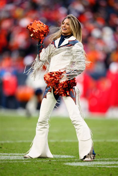 Meet Berkleigh Wright, the dazzling Denver Broncos cheerleader who has ...