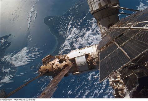 Mir Space Station Turns 30 Photos | Image #51 - ABC News