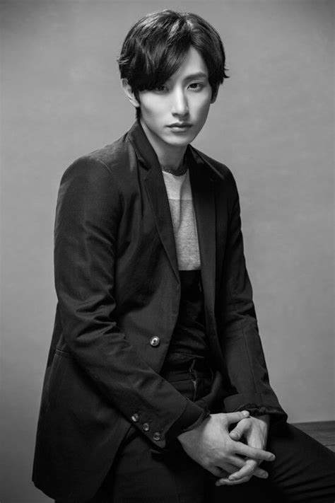 17 Best images about Lee Soo Hyuk (Mod. & Act.) on Pinterest | Korean model, Models and Elle ...