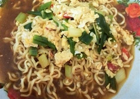 Resep Mie telor kuah oleh Ulfakhrnisa - Cookpad