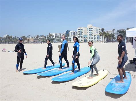 Surf Lessons in Los Angeles for the Novice or Experienced Surfer