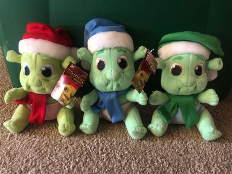 Set of 3 MGA Dreamworks Shrek Triplets Babies in Santa Christmas Hats & Scarves | #4685098813