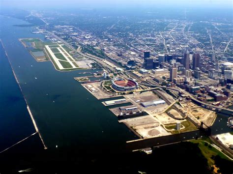 Cleveland waterfront | Coming in to town. | yooperann | Flickr