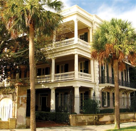 Before exploring the charming Downtown Historic District of Charleston, South Carolina, check ...