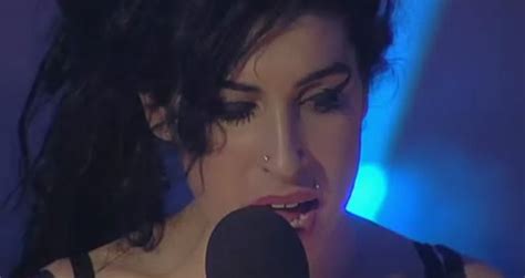 Amy Winehouse Love Is A Losing Game Live on Other Voices 2006 - Videos ...