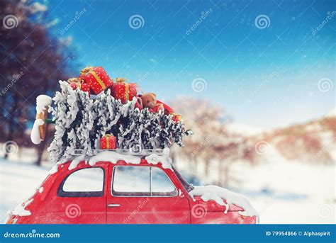 3D Rendering Xmas Car Travel Stock Photo - Image of mountain, snowflake ...