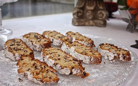 Lemongrass & Thyme: German Christmas Stollen