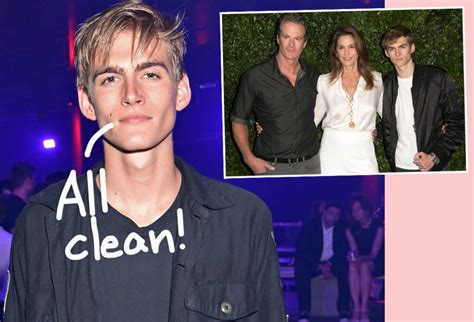 Did Cindy Crawford's Son Presley Gerber Remove His 'Misunderstood' Face ...