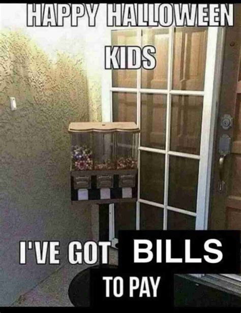 Collection of Best HALLOWEEN Memes 2023 - Guide For Geek Moms