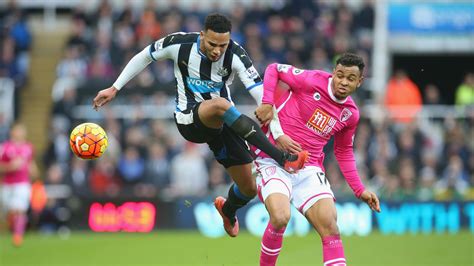 Newcastle captain Jamaal Lascelles to have long-delayed groin surgery | Football News | Sky Sports