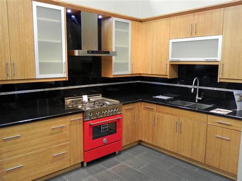 Opinion: Slab-Style Kitchen Cabinet Doors