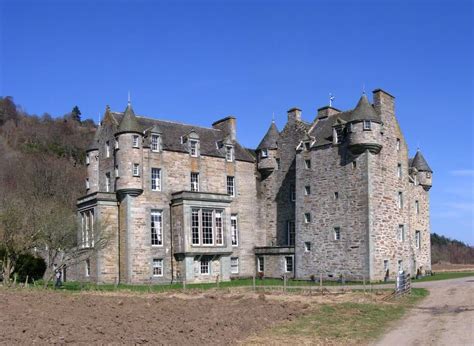 Castle Menzies near Aberfeldy | British castles, Scottish castles, Castle