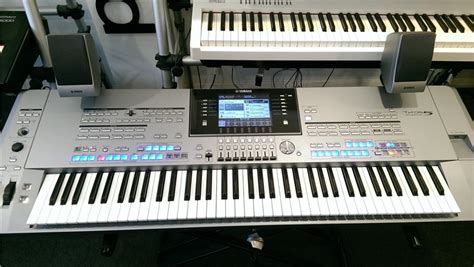 Yamaha Tyros 5 | 76 Key Keyboard | GAK