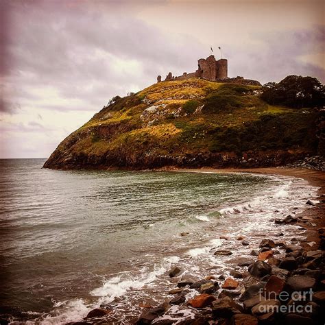 Criccieth Castle North Wales Photograph by Colin and Linda McKie - Fine ...