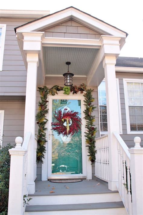 Christmas Front Porch and Mailbox | Christmas front porch, Christmas ...