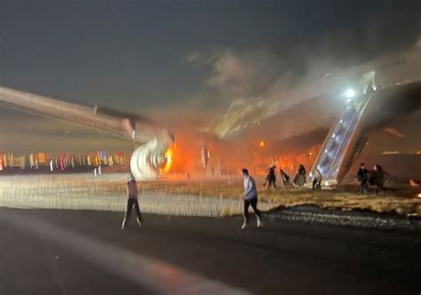 'Textbook' evacuation from Japan jet inferno wins praises of experts | The Star