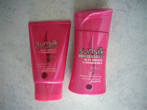 Sleepy Lah : Sunsilk Silky Smooth & Manageable Shampoo & Conditioner Sample Set