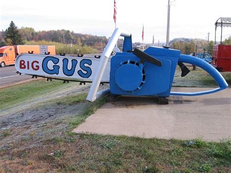 Big Gus - world's largest running chainsaw | Listed in the G… | Flickr