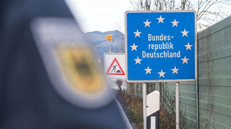 Germany Abolishes Internal Border Checks With the Czech Republic