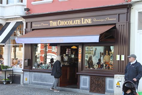 Tea Time: Bruges Chocolate Shop Review: The Chocolate Line