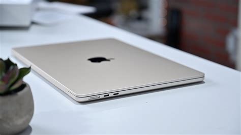 Compared: M2 MacBook Air vs M1 12.9-inch iPad Pro | AppleInsider