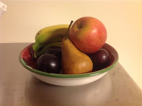 still life | Fruit bowl on a brushed steel surface. | Andrew Perkins | Flickr