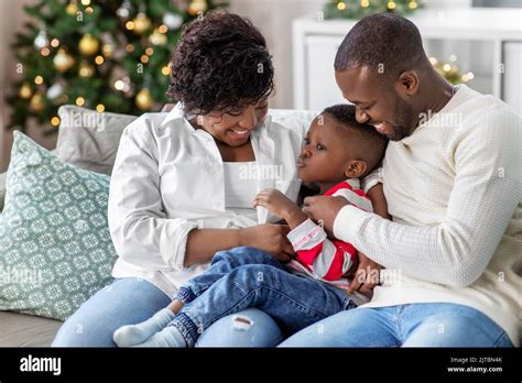 happy african american family on christmas at home Stock Photo - Alamy