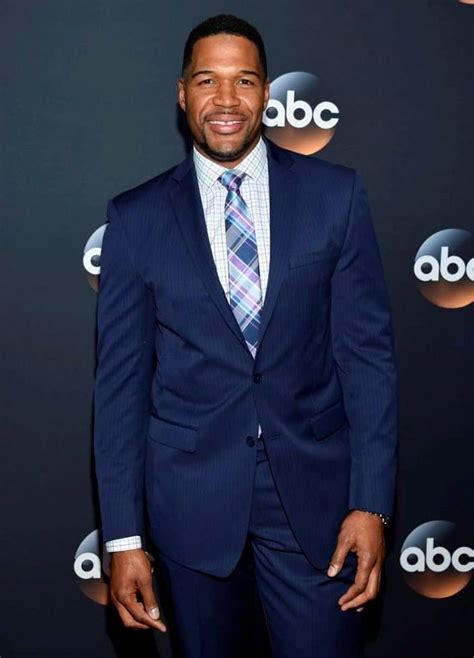 Michael Strahan Biography, Age, Wiki, Height, Weight, Girlfriend ...