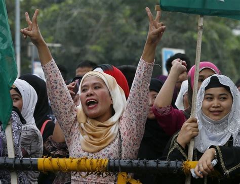 Philippines fears new fighting with stalled Muslim autonomy | Daily ...