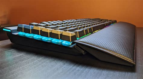 Corsair K95 Platinum XT review: A lot of keyboard for a lot of money ...