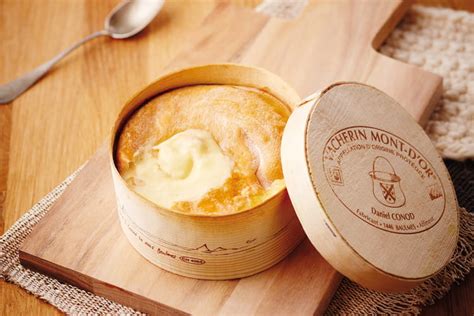 Vacherin Mont d'Or AOP rôti dans sa boîte : la meilleure recette