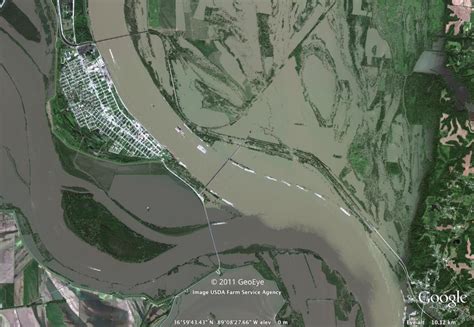 Google Lat Long: Mississippi floods: images and data