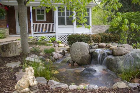 Front Yard Water Features: Boost Your Curb Appeal - Aquascape, Inc.