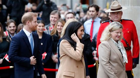 Harry and Meghan arrive at Canada House in U.K. | CTV News