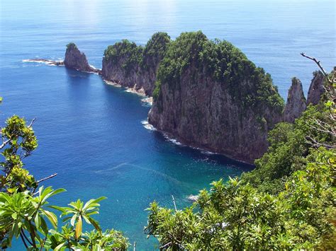 Landmarks of American Samoa | Wondermondo