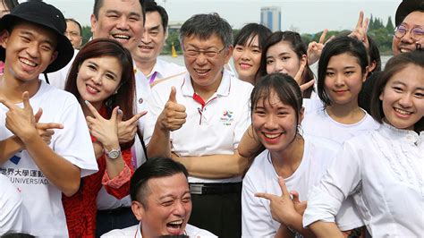 Maverick mayor shakes up Taiwan politics