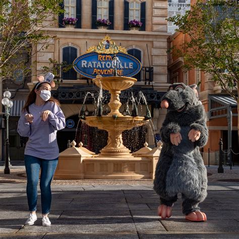 ‘Ratatouille’ Fan Gets Sneak Peek of Remy’s Ratatouille Adventure at ...