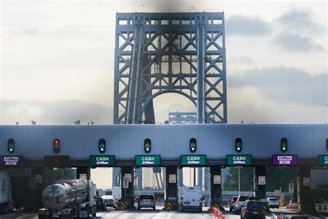 George Washington Bridge tolls set to go cashless