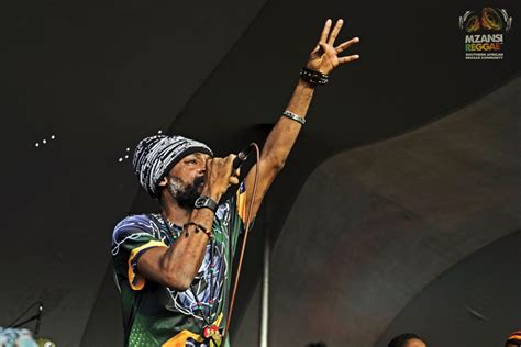 PHOTOS: Lutan Fyah Live at Monwabisi Beach Sunsplash – MzansiReggae